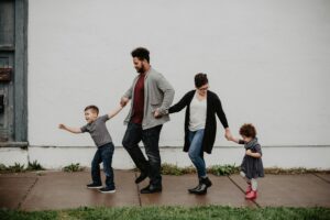 Read more about the article تحليل مشاكل الأسرة العربية وسبل التغلب عليها