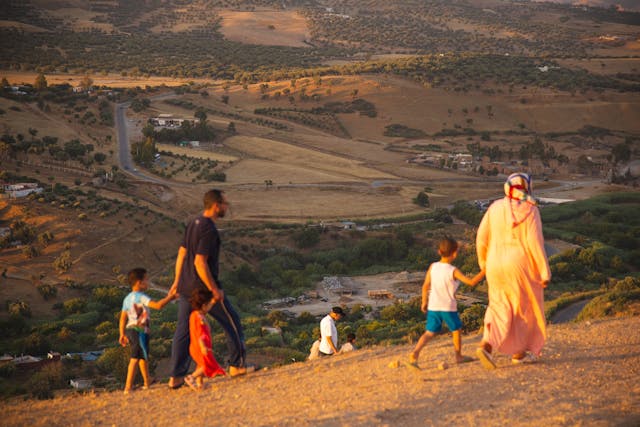 Read more about the article أسباب تفكك الأسرة العربية