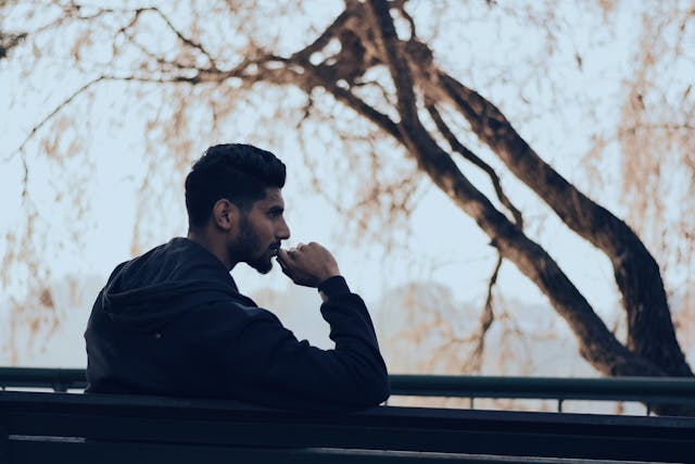 You are currently viewing أزمة منتصف العمر: فهمها والتعامل معها
