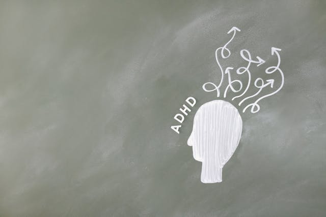 You are currently viewing ابني يعاني من فرط الحركة: ماذا أفعل؟