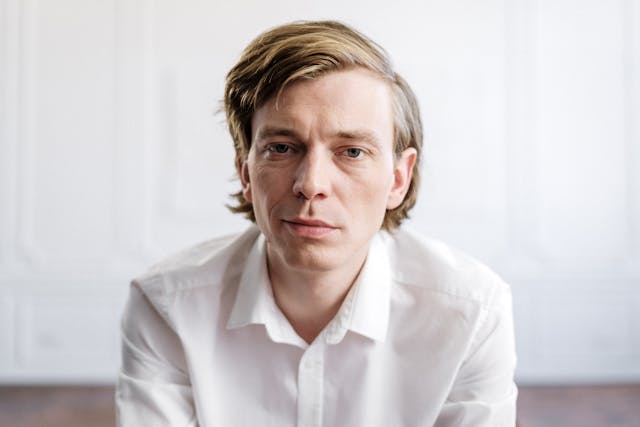 You are currently viewing كيف تؤثر تجارب الطفولة على صحتك النفسية كبالغ؟