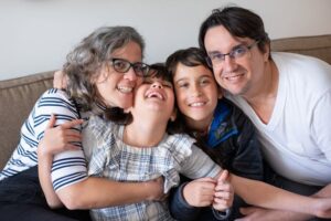 Read more about the article بناء الثقة بينك وبين ابنك: خطوات عملية لتعزيز العلاقة الأسرية