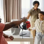 كيف أتعامل مع الخوف الأولي للطفل عند الدخول المدرسي؟